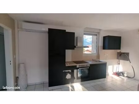 belle appartement t3 entièrement rénové