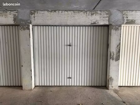 box garage