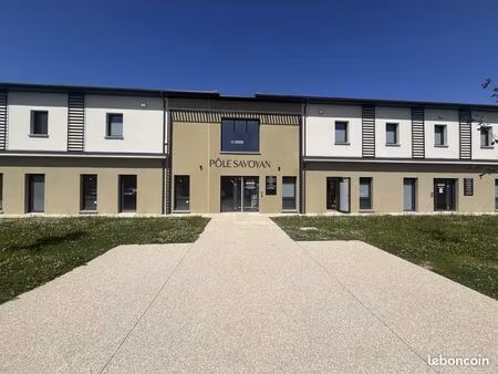 maison 1 pièce 256 m²