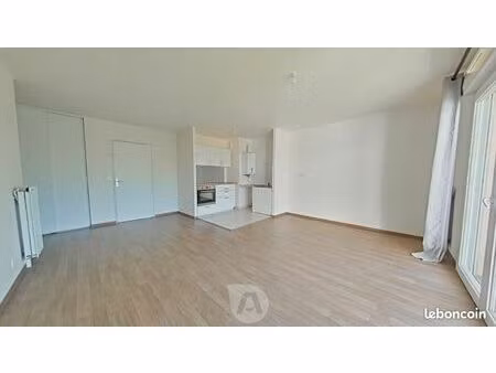 appartement 3 pièces 65 m²