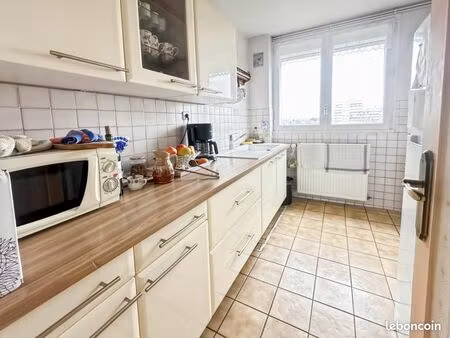 appartement 3 pièces 58 m²