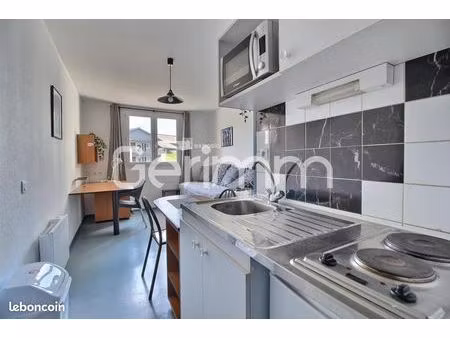 studio 1 pièce 17 m²