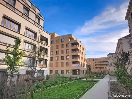 st donatien t3 60 m² avec balcon & parking