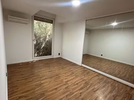 bureau / pièce de 17 m² - local partagé