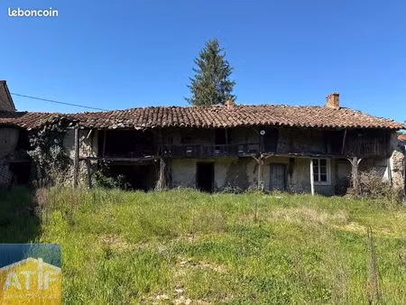 ferme 1 pièce 200 m²