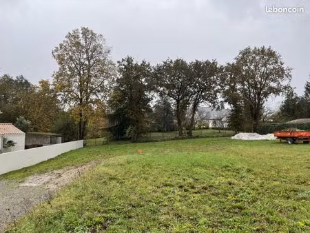 terrain 623 m² thouare sur loire