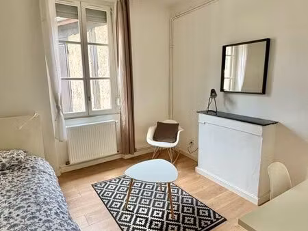 appartement 2 pièces meublé traversant