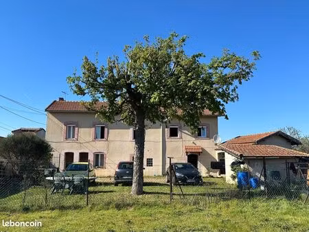 immeuble 147 m² cuzieu