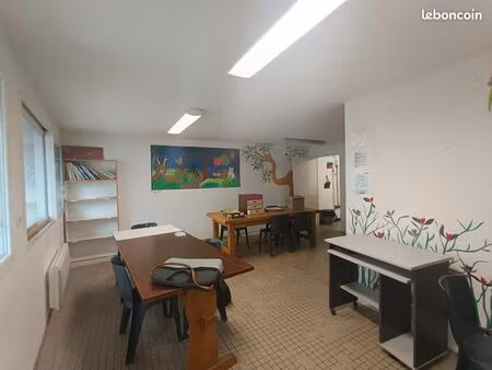 immeuble 14 pièces 222 m²
