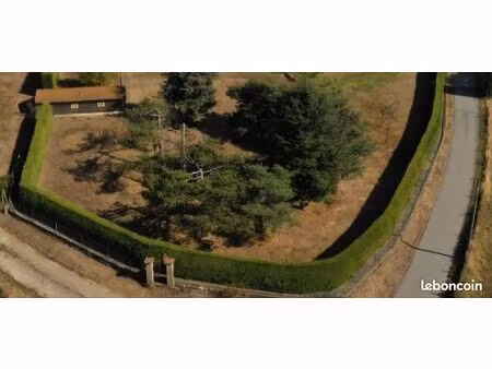 vente parcelle de 833m2