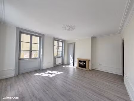 appartement 3 pièces 100 m²