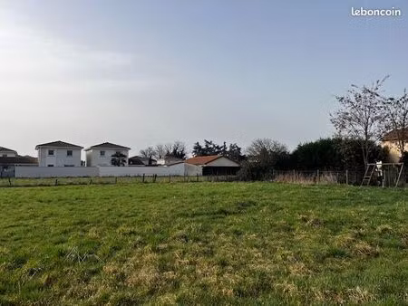 terrain 480 m² andrezieux boutheon