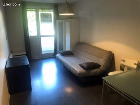 studio 1 pièce 22 m²