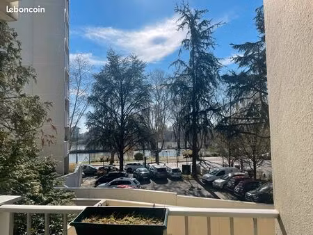 appartement 5 pièces 101 m² – vue loire – 4 chambres – balcons – parking – orléans