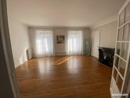 à vendre appartement 140m2 avé. fort potentiel