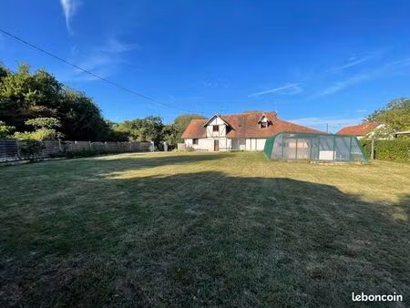 grande maison familiale au cœur de la nature  située au milieu entre gien (45) cosne sur l