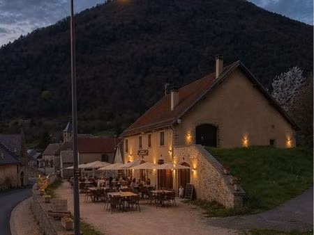 l'auberge de mayres-savel cherche nouveau ou nouvelle gérante
