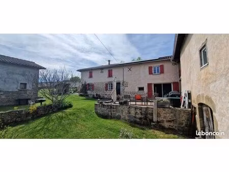 propriété 8 pièces 272 m²