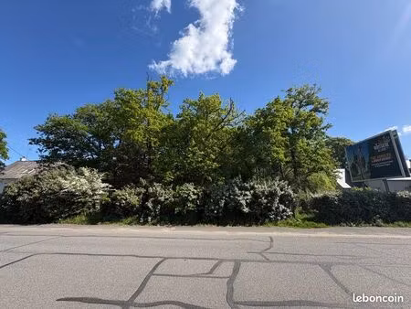 terrain constructible 1700m2