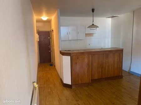 immeuble locatif de 4 appartements (loués)