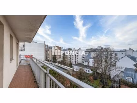 balcon de 7m² exposé sud-vue dégagée-