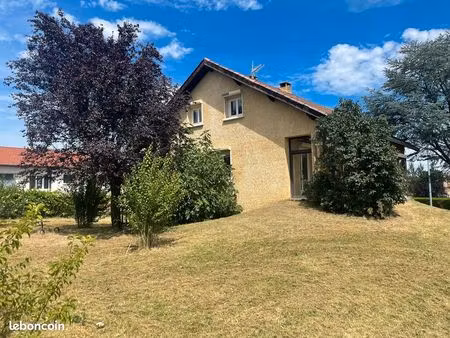 grande maison sur montbrison