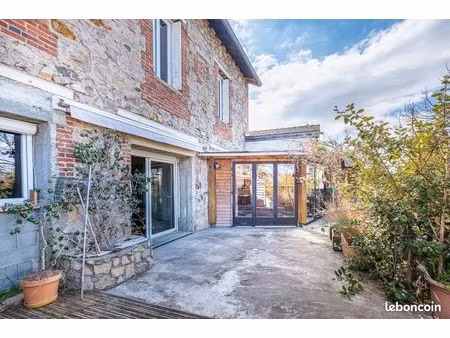 maison 7 pièces 187 m²