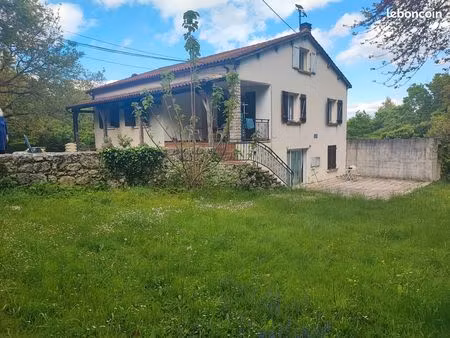 propriété 235 m² + 550 m² exploitable – 5000 m² – 5 min villeneuve-sur-lot – gros potentie