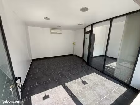 local commercial 40m2 mardié