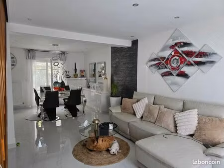 maison st jean de la ruelle