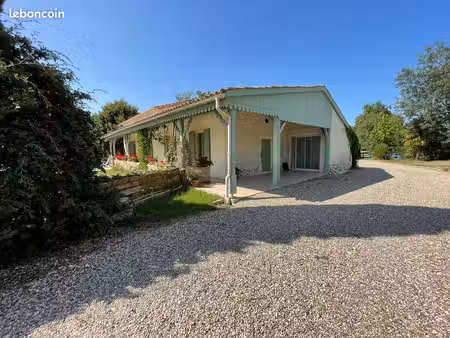 propriété  2 5 hectares 4 ch  173 m2 