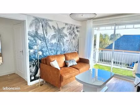 beau t2 état neuf proche plage et commerces tout à pied