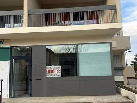 bureaux à louer saint simeon de bressieux