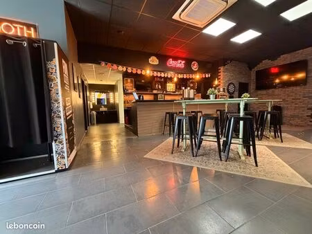 local commercial 170m2 + parking