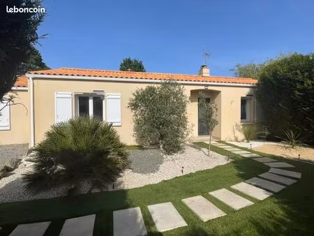 maison 6 pièces 141 m²