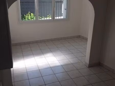 petite maison de ville fonctionnelle et lumineuse proche du centre-ville