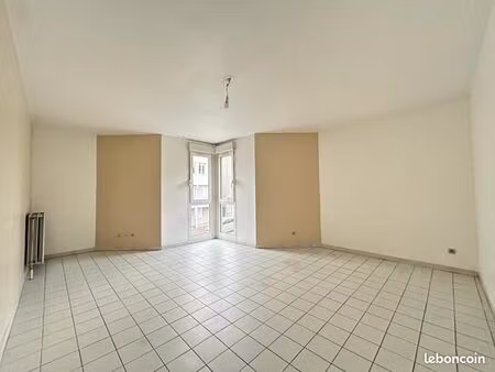 appartement 3 pièces 67 m²