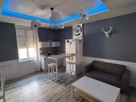 t2 lumineux centre-ville