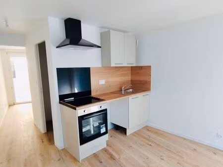 studio ou local commercial 24m2 pelletan