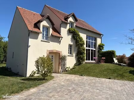 maison - 5 pièces - 157 m²