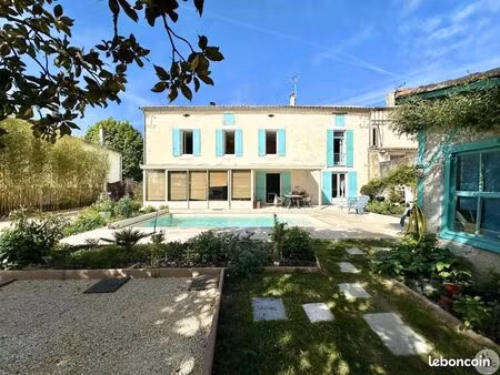 maison de village 8 pièces 280 m²