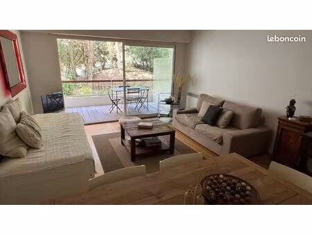 appartement vue sur les pins au cœur de la baule