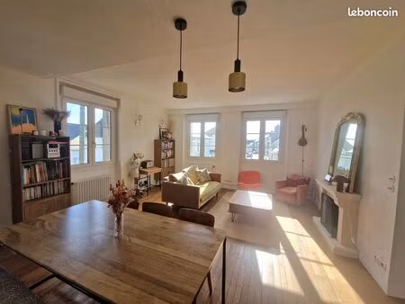 t4 rénové 82m² – jardin + garage – toutes-aides – cheminée