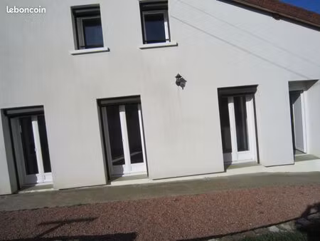 f4 90 m² saint hilaire sous charlieu