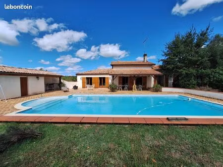 maison 6 pièces 207 m²