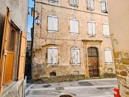 maison 14 pièces 275 m²