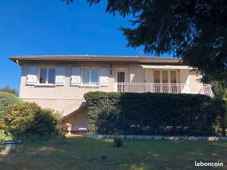 vends maison individuelle