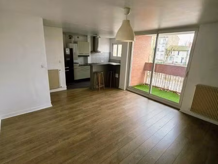 appartement t3 à louer au centre-ville d’agen