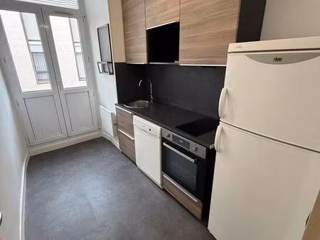 a vendre magnifique t2 dans l'hyper centre d'angers