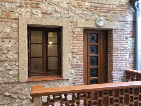 charmant t3 duplex climatisé en plein centre-ville d’agen